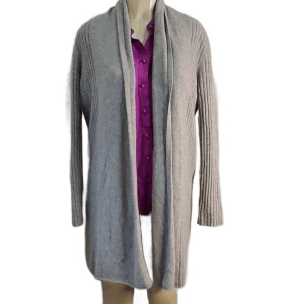 Neiman Marcus Cardigan 100% Cashmere Open Front Gray Sweater Size M